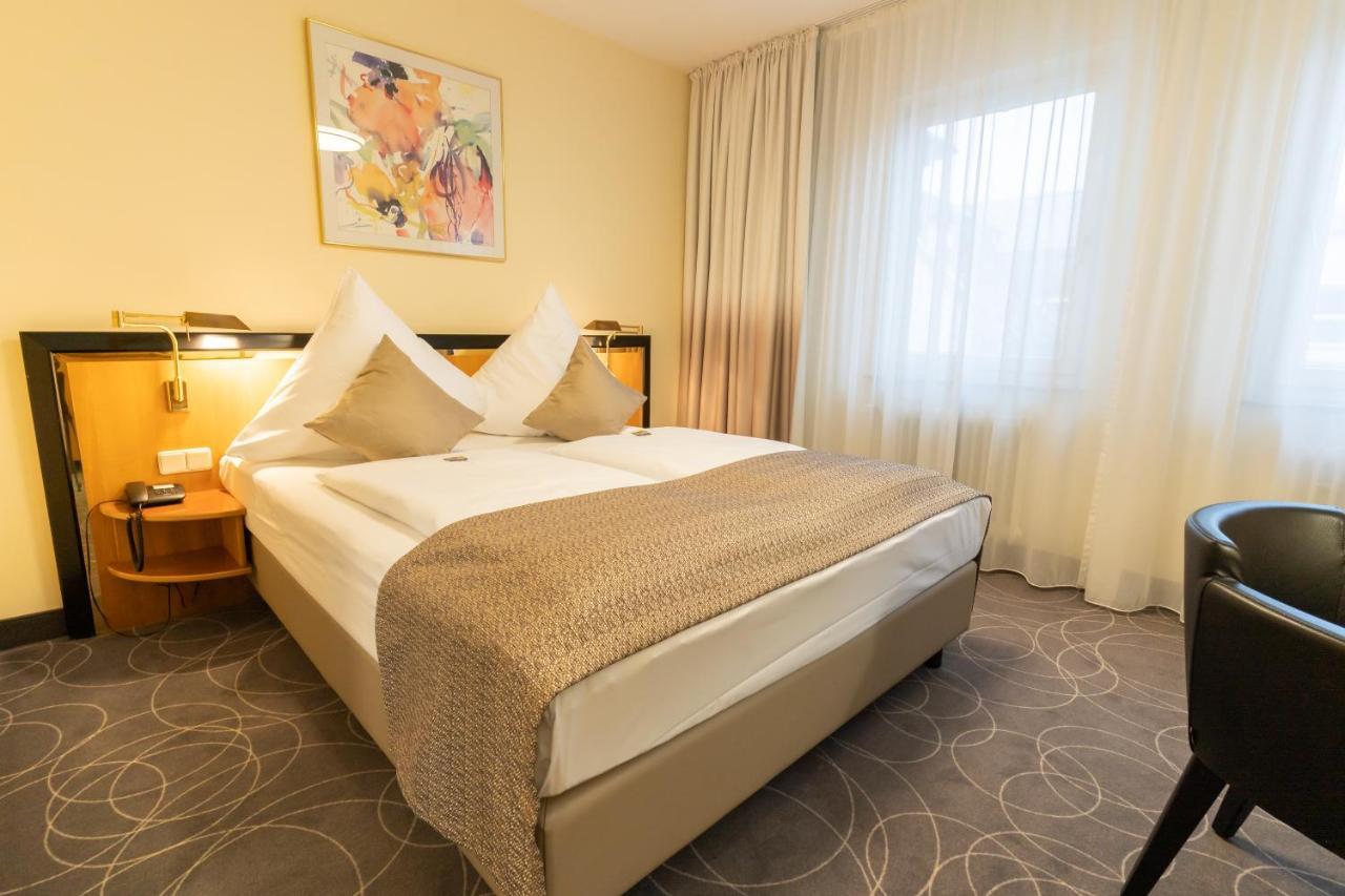 Hotel Am Stadtgarten Радольфцелль-ам-Бодензе Екстер'єр фото