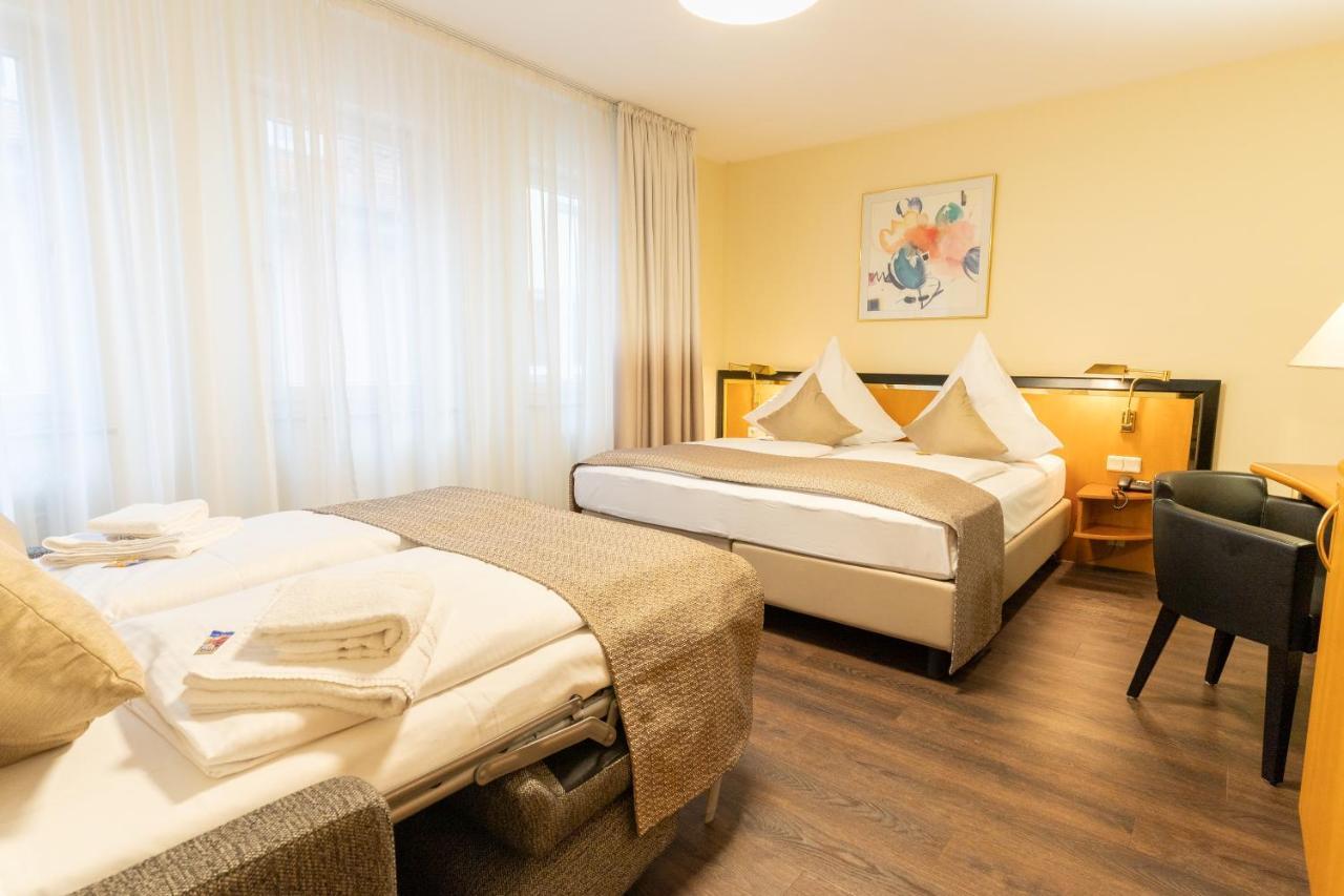 Hotel Am Stadtgarten Радольфцелль-ам-Бодензе Екстер'єр фото