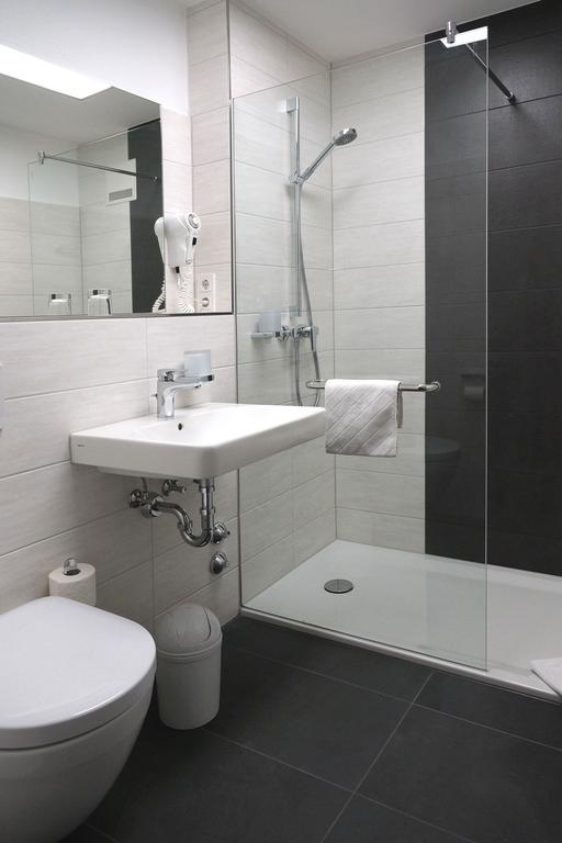 Hotel Am Stadtgarten Радольфцелль-ам-Бодензе Екстер'єр фото